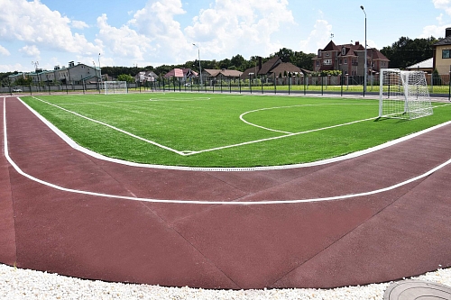 На школьных стадионах Белгорода могут заниматься спортом все желающие
